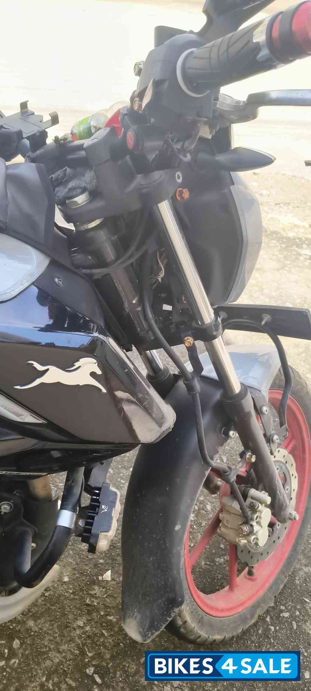 Gery TVS Raider iGO Gery TVS Raider iGO