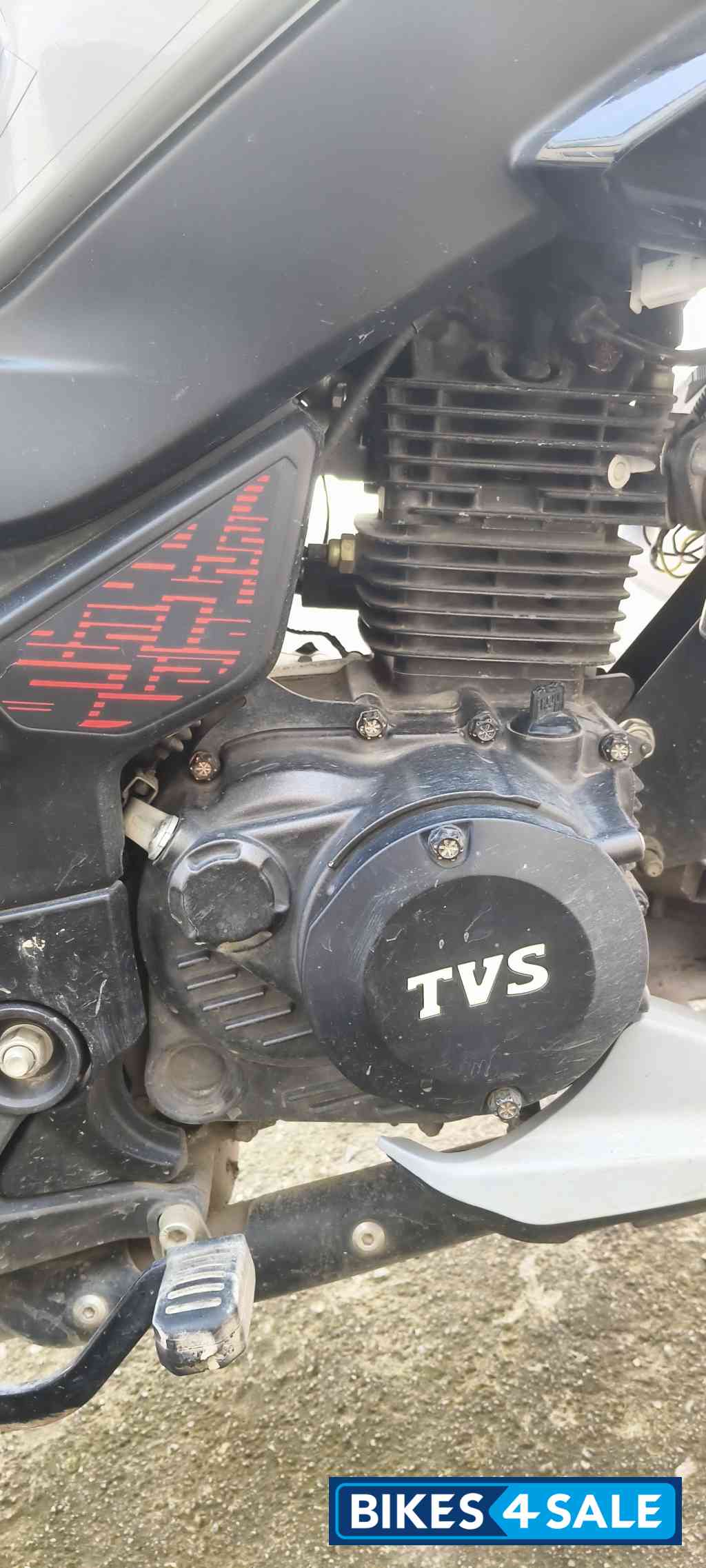 Gery TVS Raider iGO Gery TVS Raider iGO