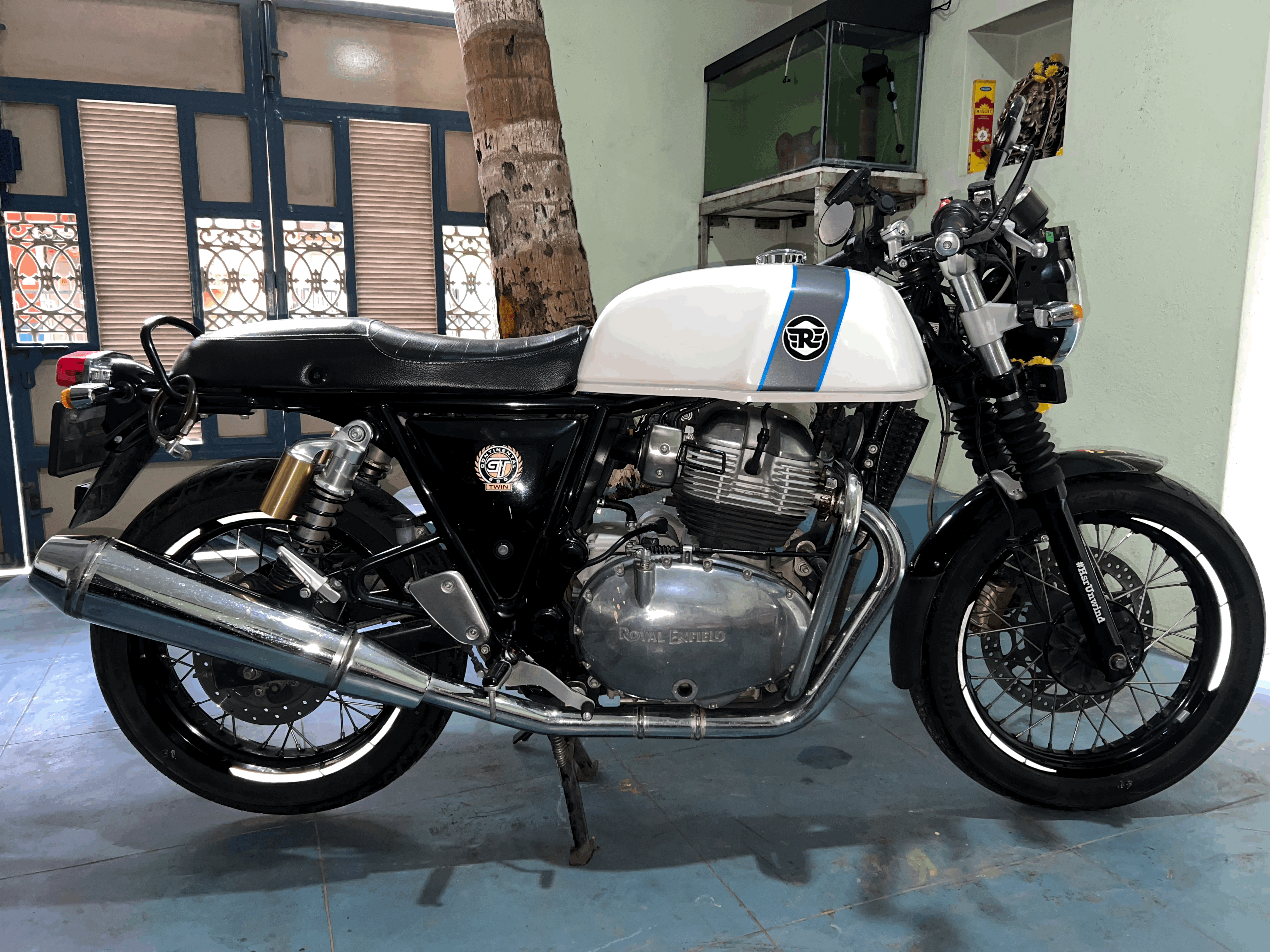 Icequeen White Royal Enfield Continental GT 650 Twin