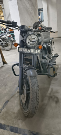 Jawa 42 Dual Channel ABS AllStar Black 2021 Model