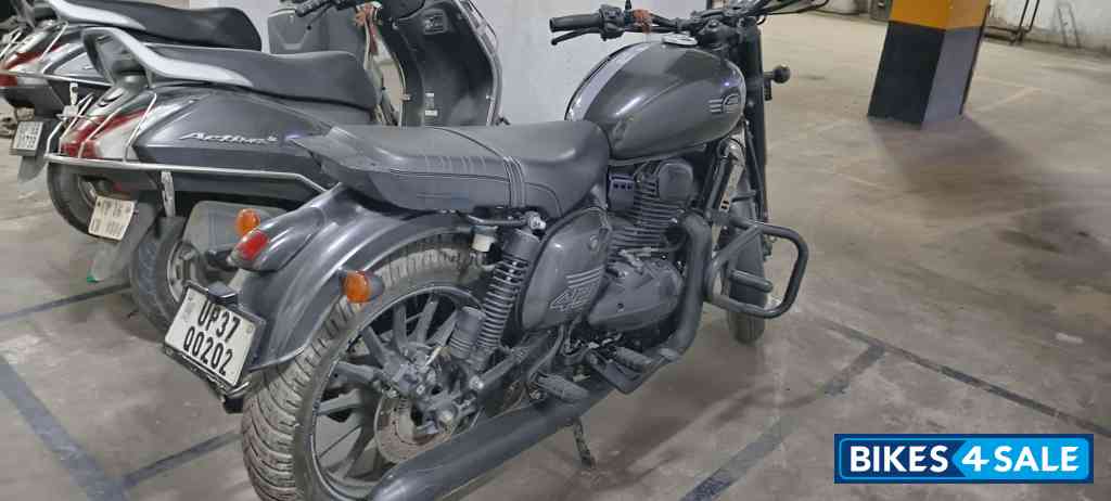 Jawa 42 Dual Channel ABS AllStar Black