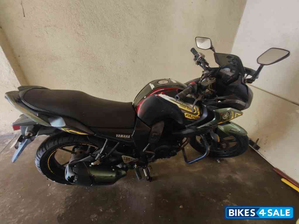 Military Green Yamaha Fazer FI V2 Military Green Yamaha Fazer FI V2