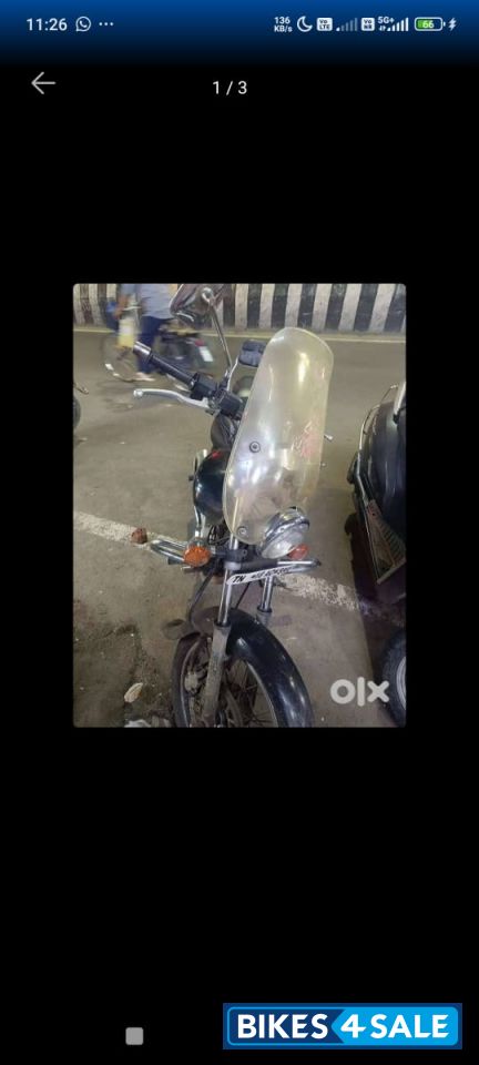 Black Bajaj Avenger Cruise 220