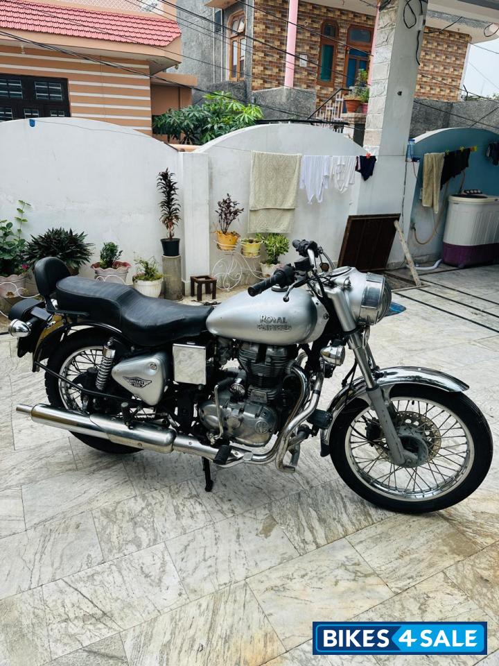 Silver Royal Enfield Bullet Electra