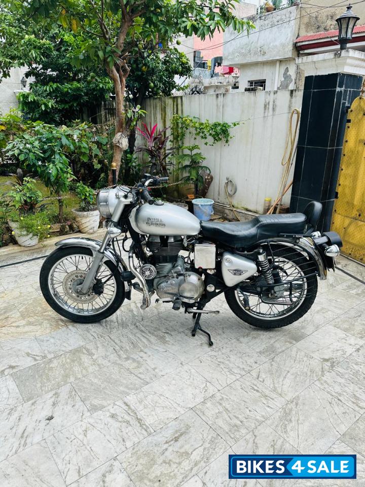 Silver Royal Enfield Bullet Electra