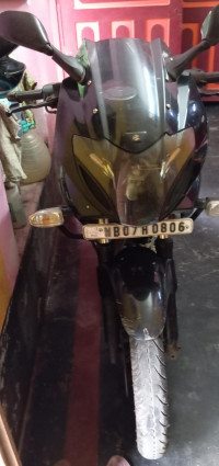 Bajaj Pulsar 220F Model