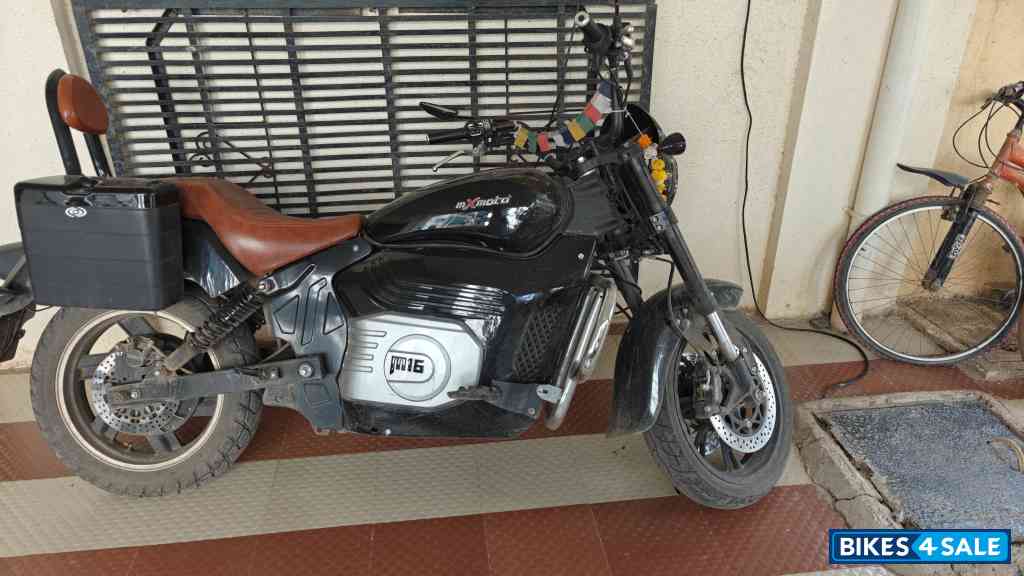 mXmoto M16
