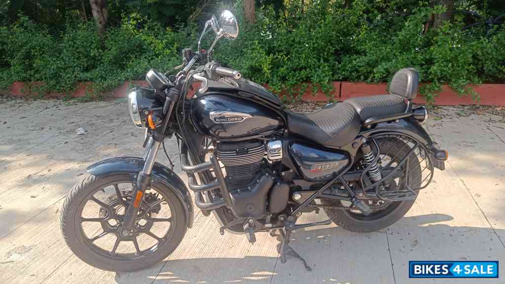 Stellar Blue Royal Enfield Meteor 350 Stellar