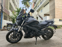 Black Bajaj Dominar 400