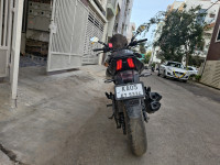 Black Bajaj Dominar 400