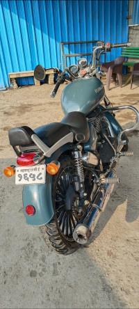 Ashpalt Royal Enfield Thunderbird 350