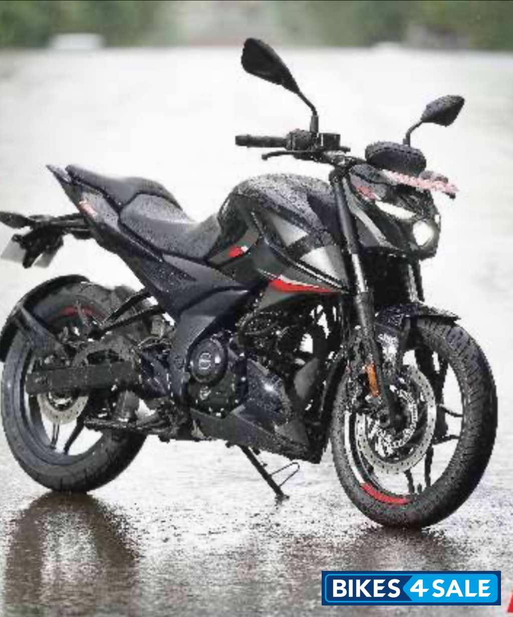 Bajaj Pulsar N160 Dual Channel ABS