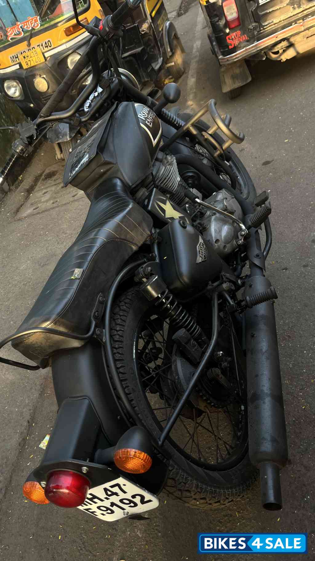 Black Royal Enfield Bullet Electra Twinspark