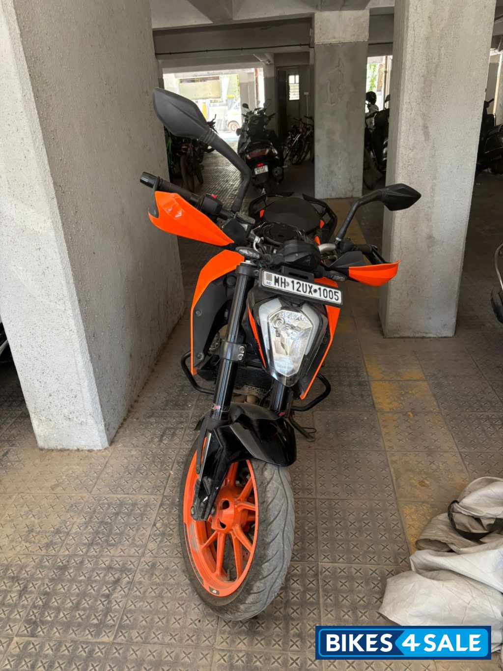 KTM Duke 200