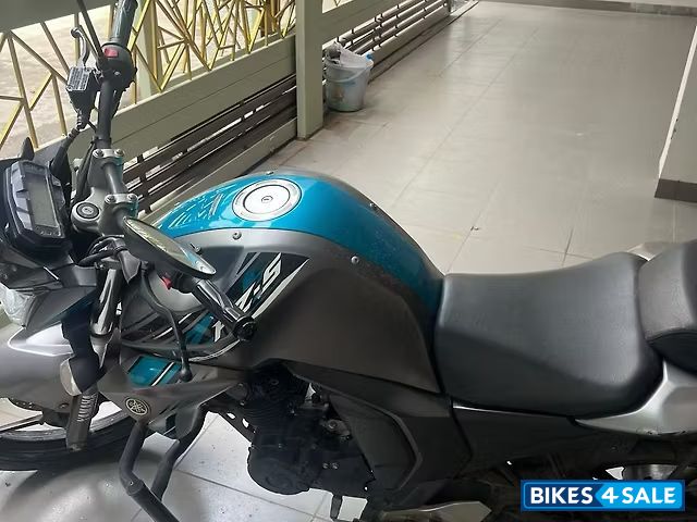Yamaha FZ FI V2