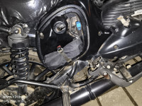 Dual Tone Yezdi Roadster Dual Tone