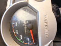 Red Mahindra Gusto 125