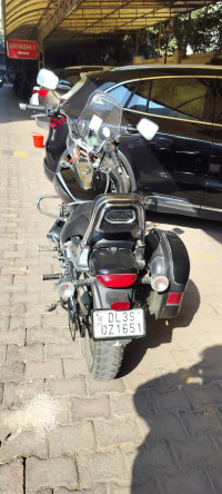 Bajaj Avenger Cruise 220
