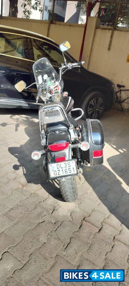 Bajaj Avenger Cruise 220