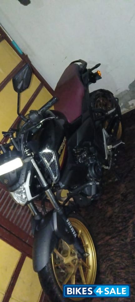 Yamaha FZ-S FI Ver 4.0