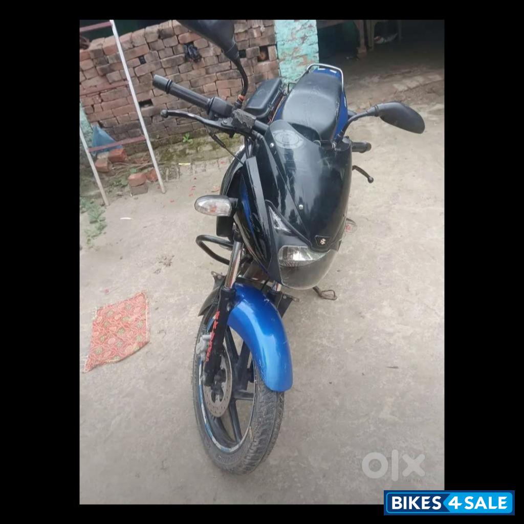 Blue Bajaj Pulsar 150