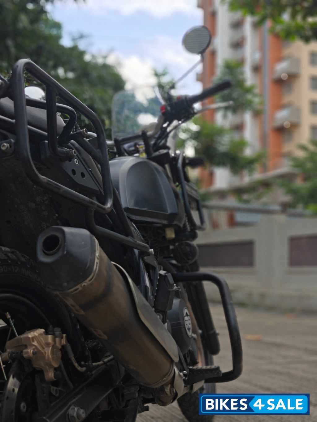 Granite Black Royal Enfield Himalayan BS VI