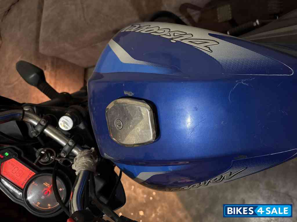 Blue Bajaj Discover 110 Blue Bajaj Discover 110