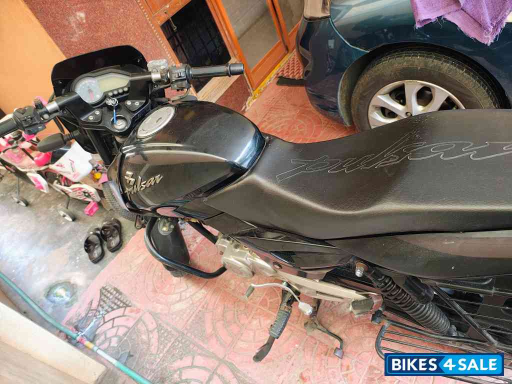 Black Bajaj Pulsar 150 DTSi