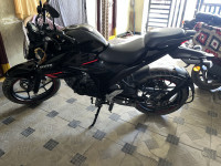 Black Suzuki Gixxer BS6
