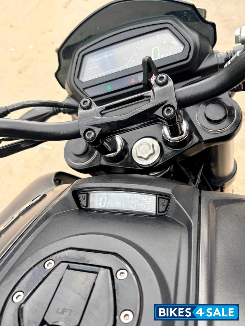 Bajaj Dominar 400 ABS BS6