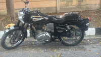 Black Royal Enfield Bullet Standard 350