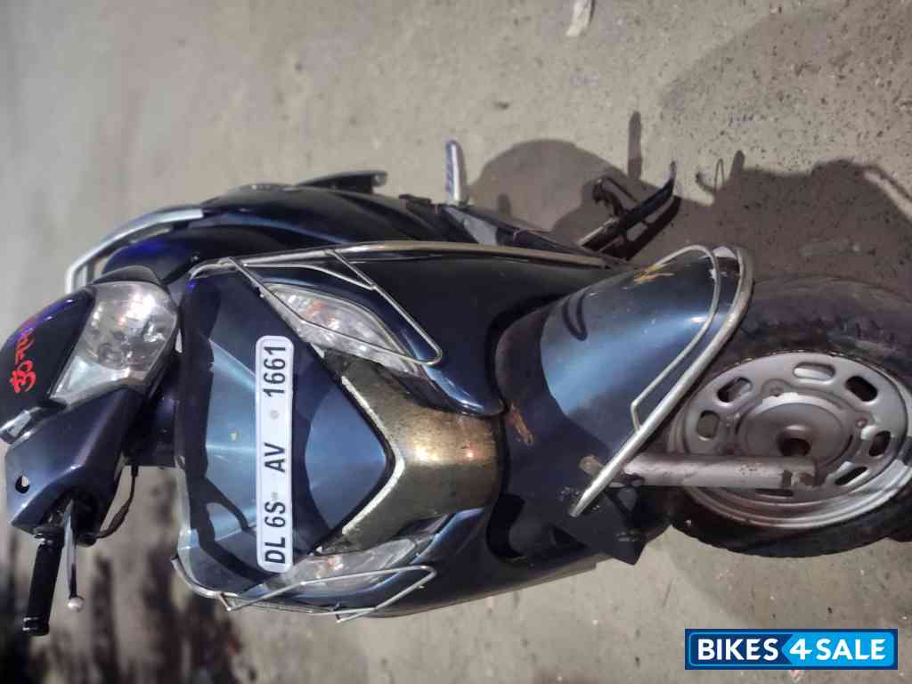 Blue Metallic Honda Activa 125