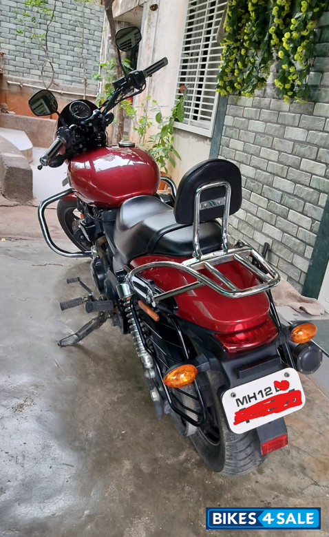 Red Harley Davidson Street 750