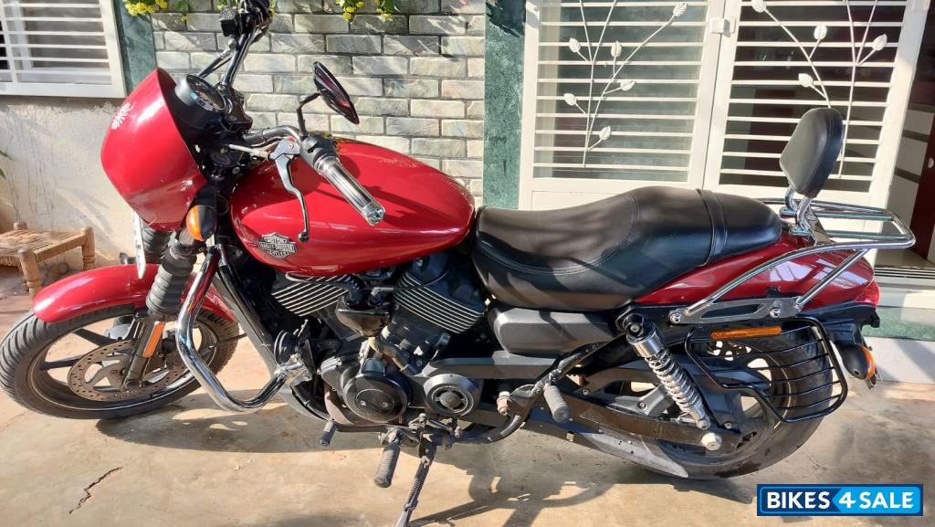 Red Harley Davidson Street 750 Red Harley Davidson Street 750