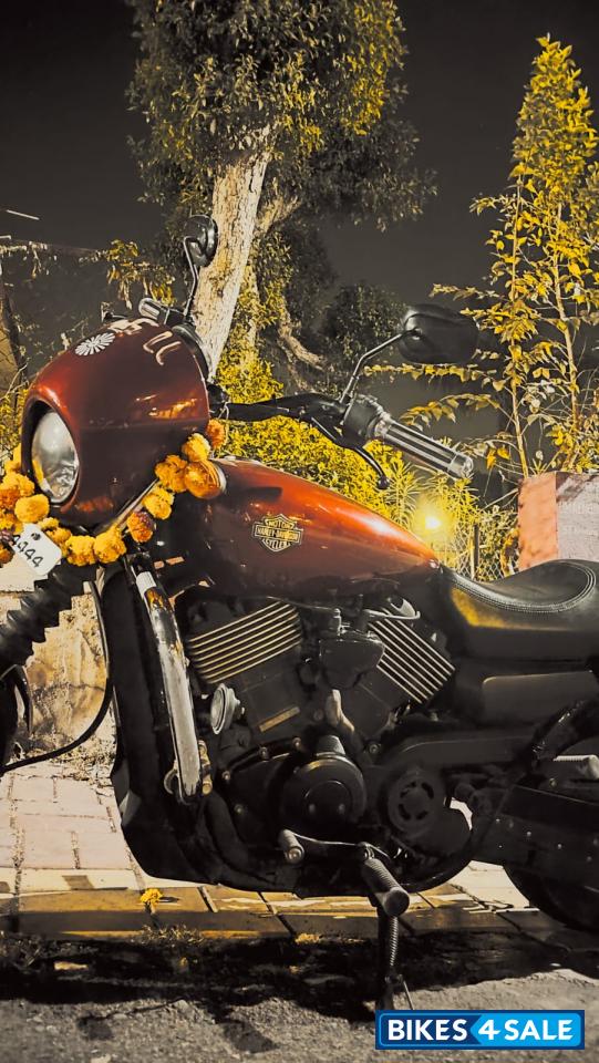 Red Harley Davidson Street 750 Red Harley Davidson Street 750