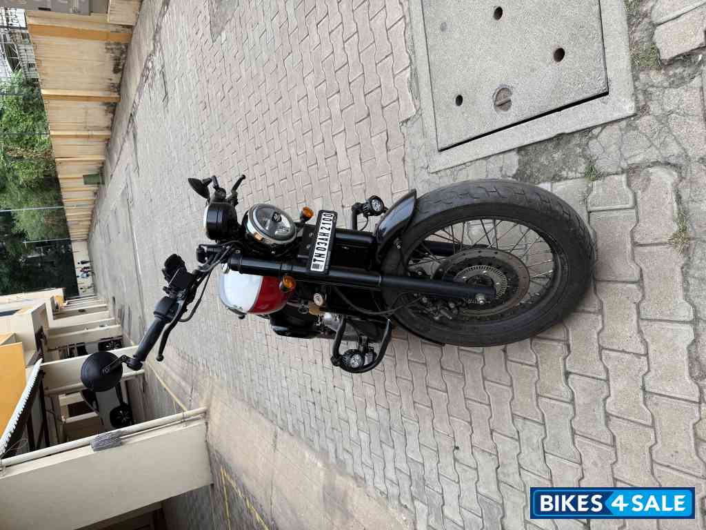 Jawa 42 Bobber Dual Channel ABS Jawa 42 Bobber Dual Channel ABS