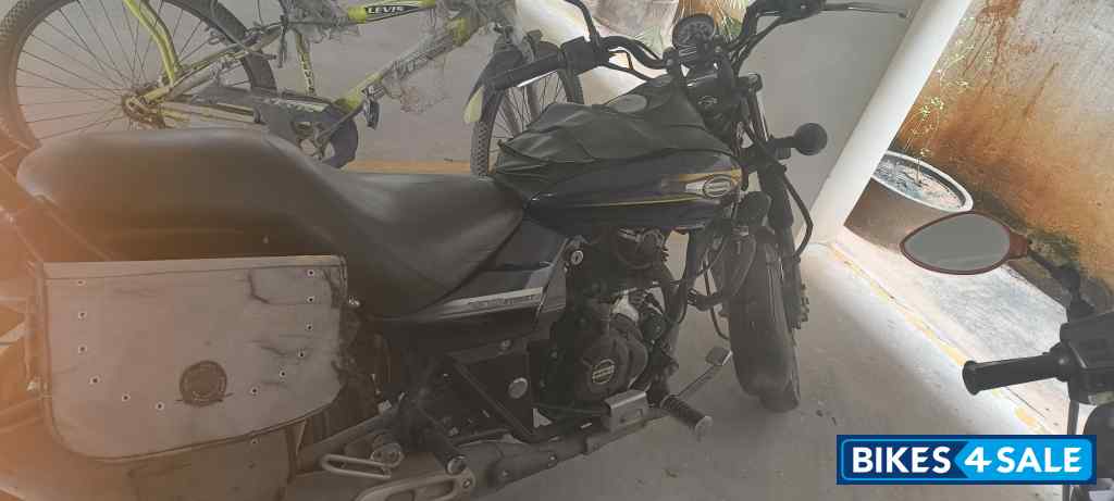 Bajaj Avenger Street 150