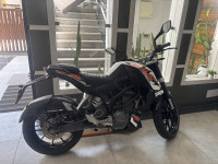 KTM Duke 200