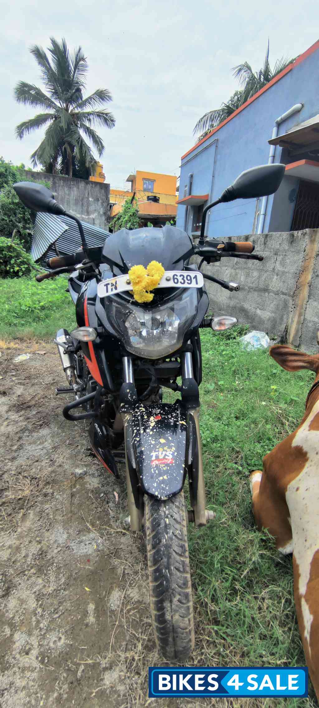 TVS Apache RTR 200 4V