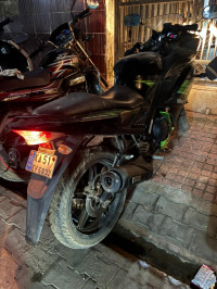 Black-green Yamaha YZF R15 V2