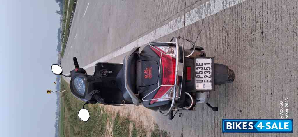 Gray Honda Activa 6G