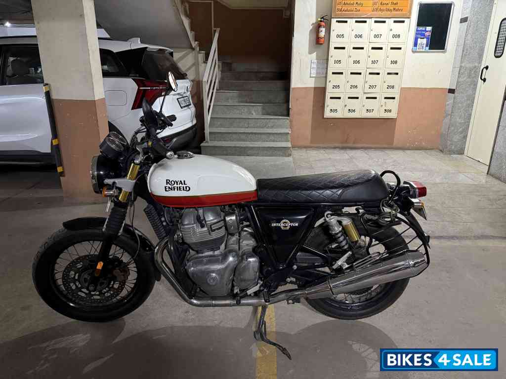 Royal Enfield Interceptor 650 Twin