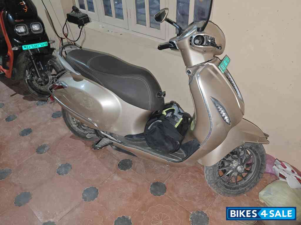 Hazelnut Brown Bajaj Chetak Premium