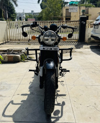 Black Royal Enfield Super Meteor 650