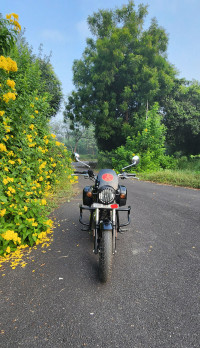 Royal Enfield Meteor 350 Stellar