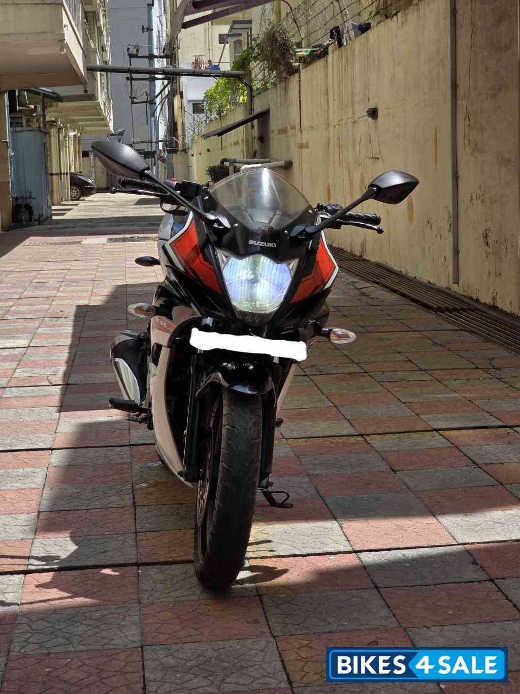 Suzuki Gixxer SF Fi