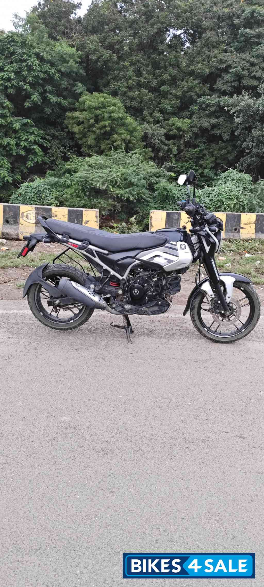 Bajaj Freedom 125 NG04 Disc LED