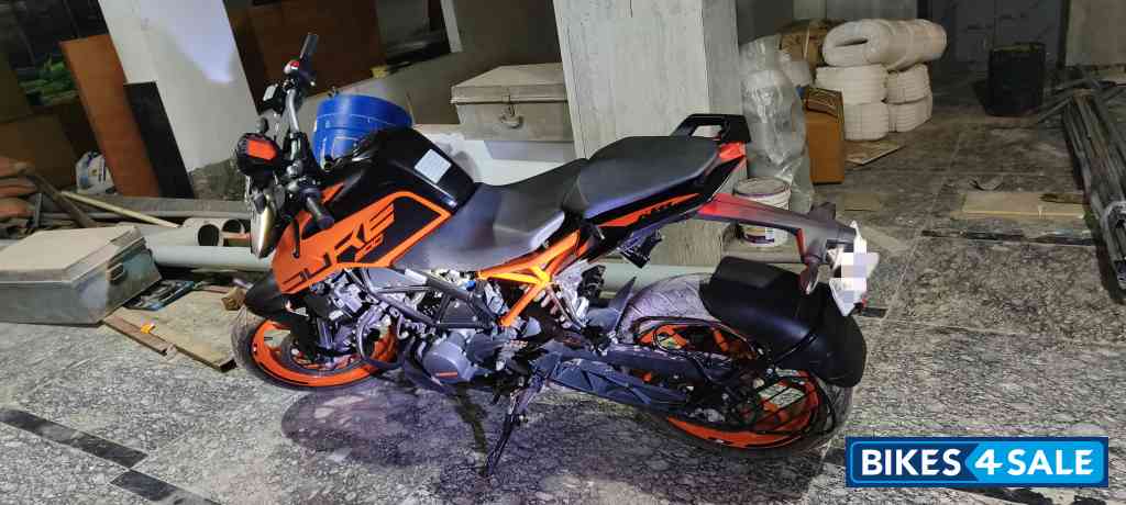 KTM Duke 200