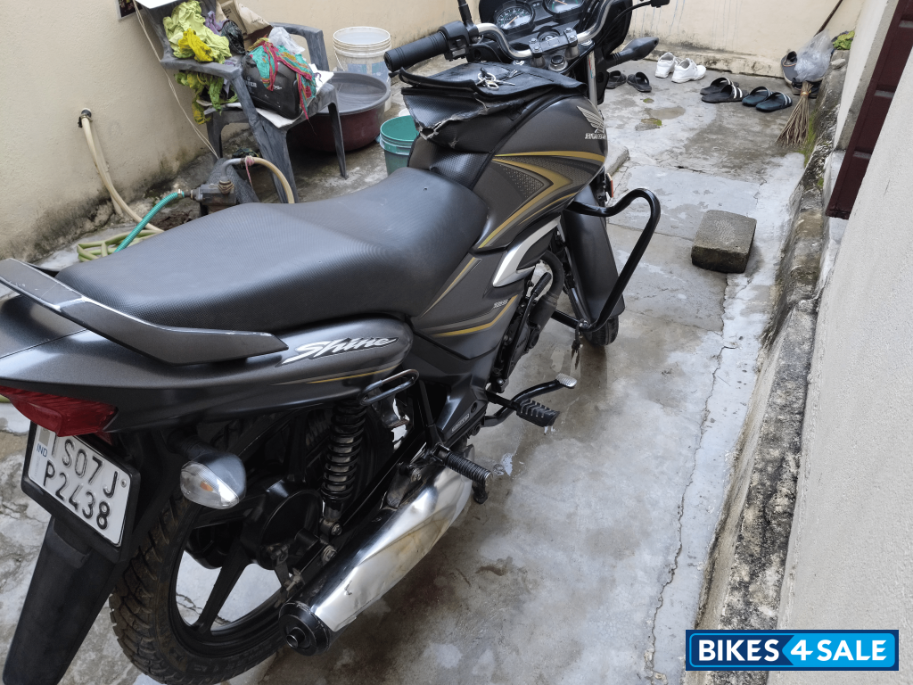 Axis Grey Honda Shine 125 Drum OBD2