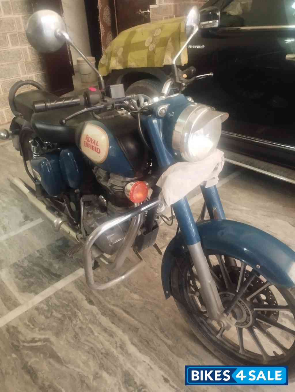 Blue Royal Enfield Classic 350
